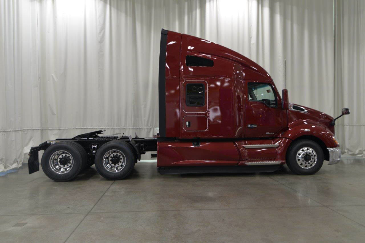2022 Kenworth T680