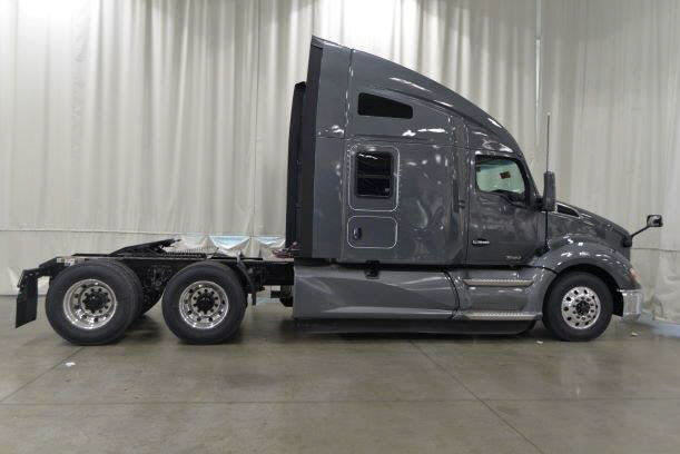 2022 Kenworth T680