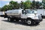 2004 INTERNATIONAL 4300