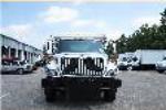 2009 INTERNATIONAL 7400
