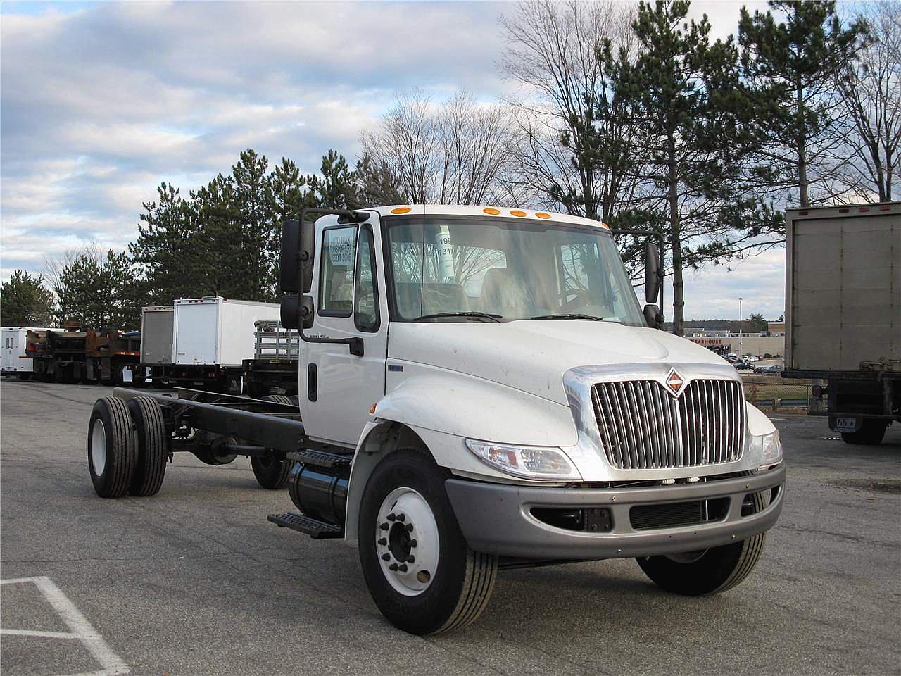 2010 INTERNATIONAL 4300
