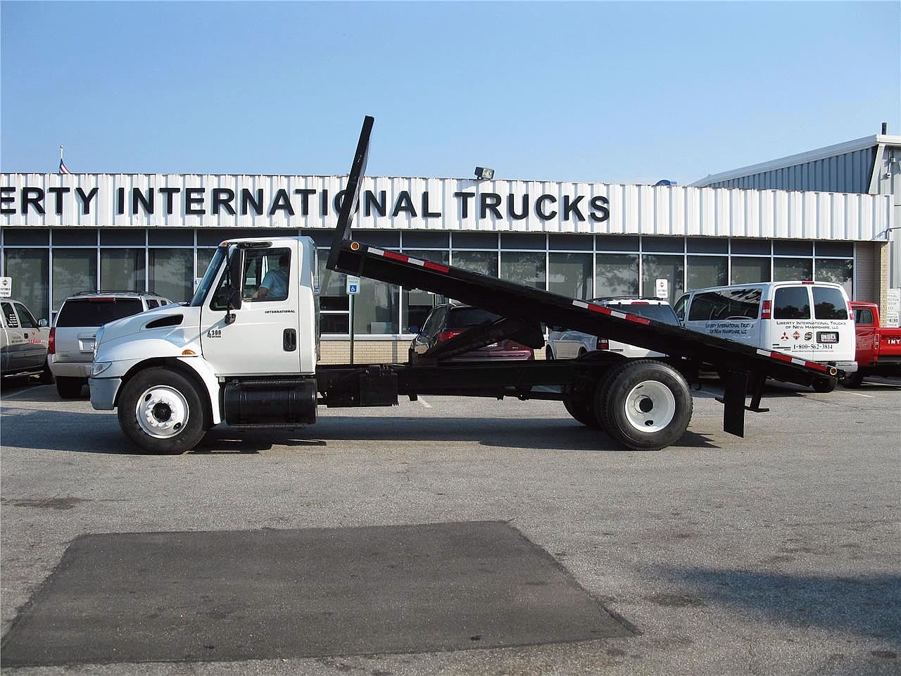 2005 INTERNATIONAL 4300
