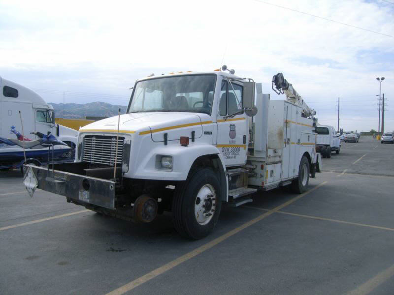 2003 Freightliner FL70