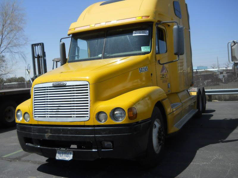 2001 Freightliner FLC120064ST