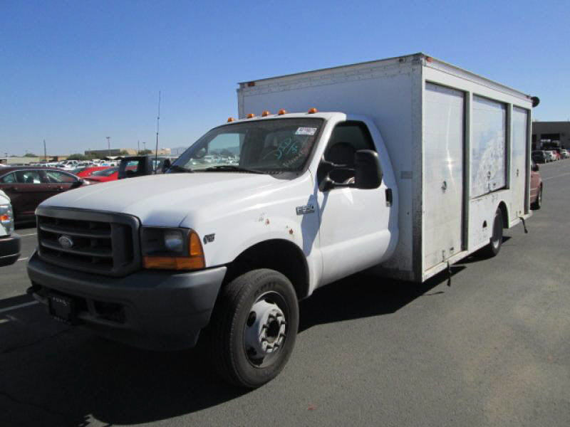 2001 Ford F550