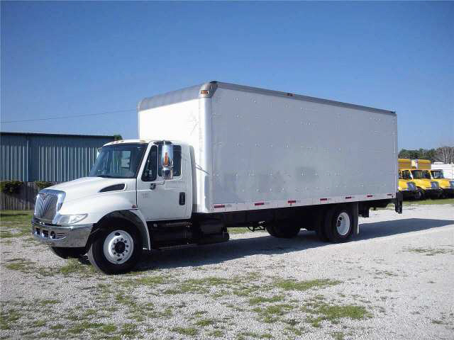 2004 International 4300