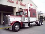 Used 2016 Peterbilt 389 for Sale