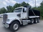 Used 2016 Freightliner 122SD for Sale