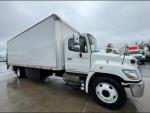 2016 Hino 338  26' BOX