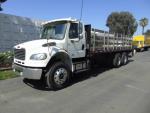 2016 Freightliner M2 T/A 22' STAK