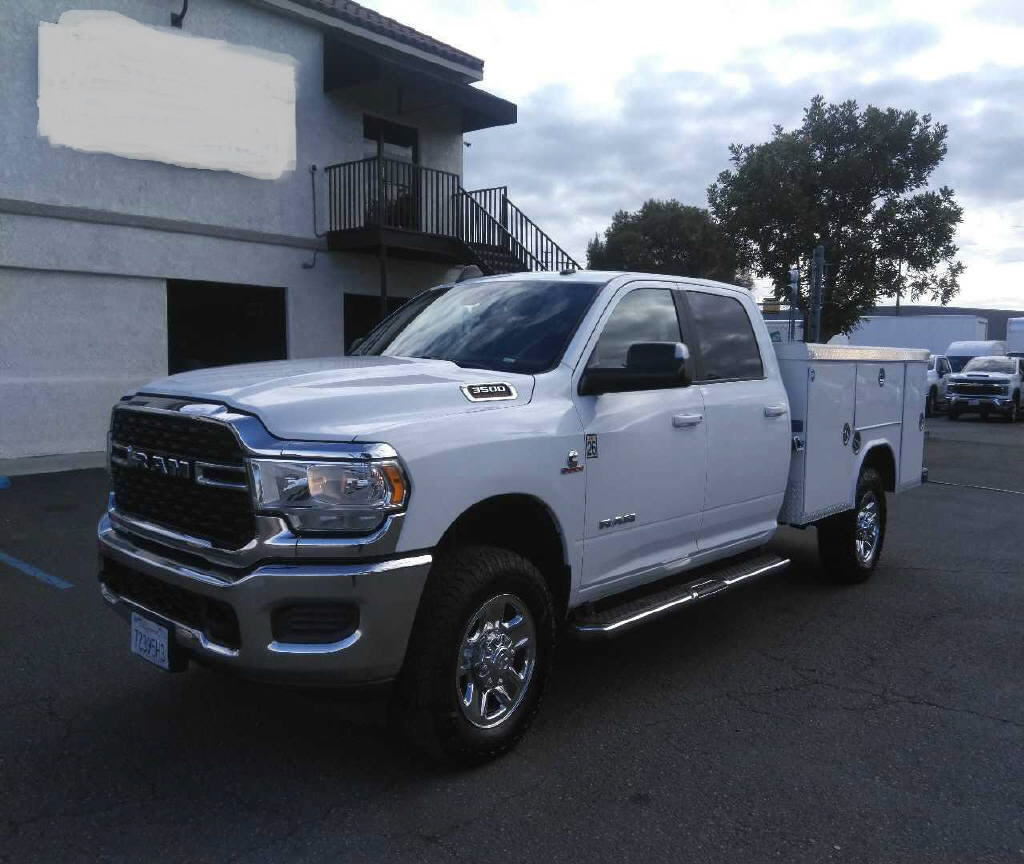 2022 DODGE RAM 4X4 B350  UTILITY