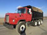Used 2005 Mack DM690S for Sale
