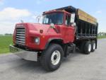 Used 2005 Mack DM690S for Sale