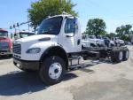 2006 Freightliner M2-106