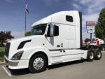 Used 2011 Volvo 670 for Sale